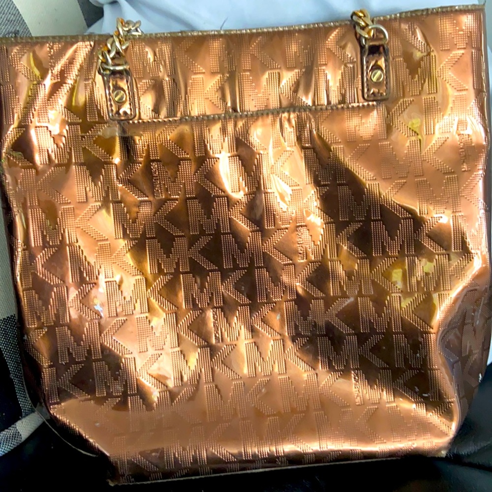 Beautiful used Michael Kors bag